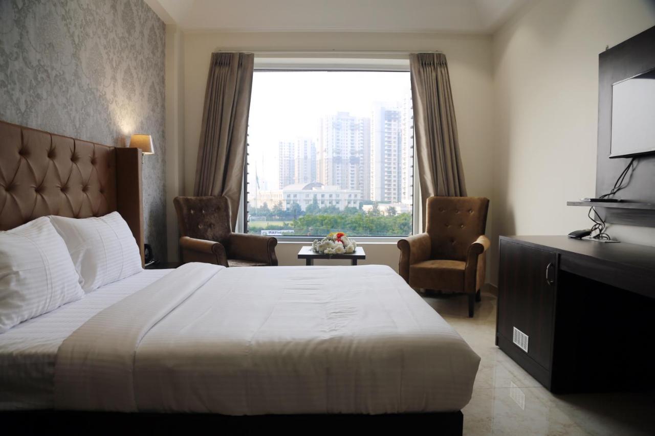 Awadh Inn Noida Eksteriør bilde