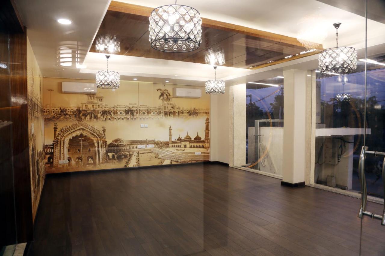 Awadh Inn Noida Eksteriør bilde